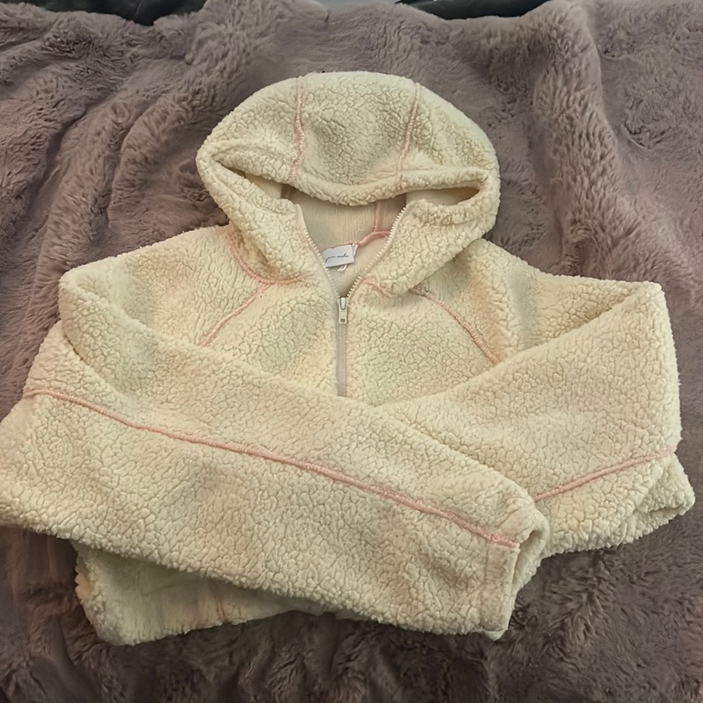 urban outfitters medium cropped jacket